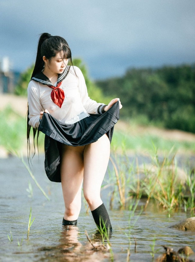 สาวคอสเพลย์อวดกลีบหีสวย 3
